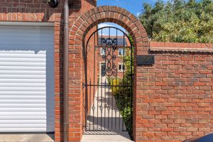 Photo 49- click for photo gallery